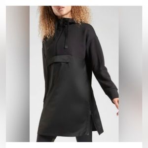 Athleta Women’s “RADIANT HYBRID” Dress Size Medium In Black - NWT